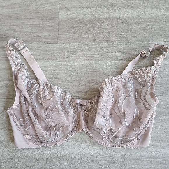 Felina Lana Unlined Bra - Picture 3 of 7